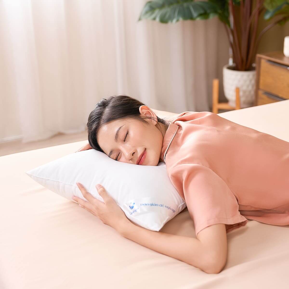 Gối lông vũ Goodnight Mochi siêu êm chuẩn khách sạn 5 sao (chỉ bán Online) - Ảnh 1